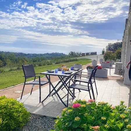 Casa Petre E Fiori